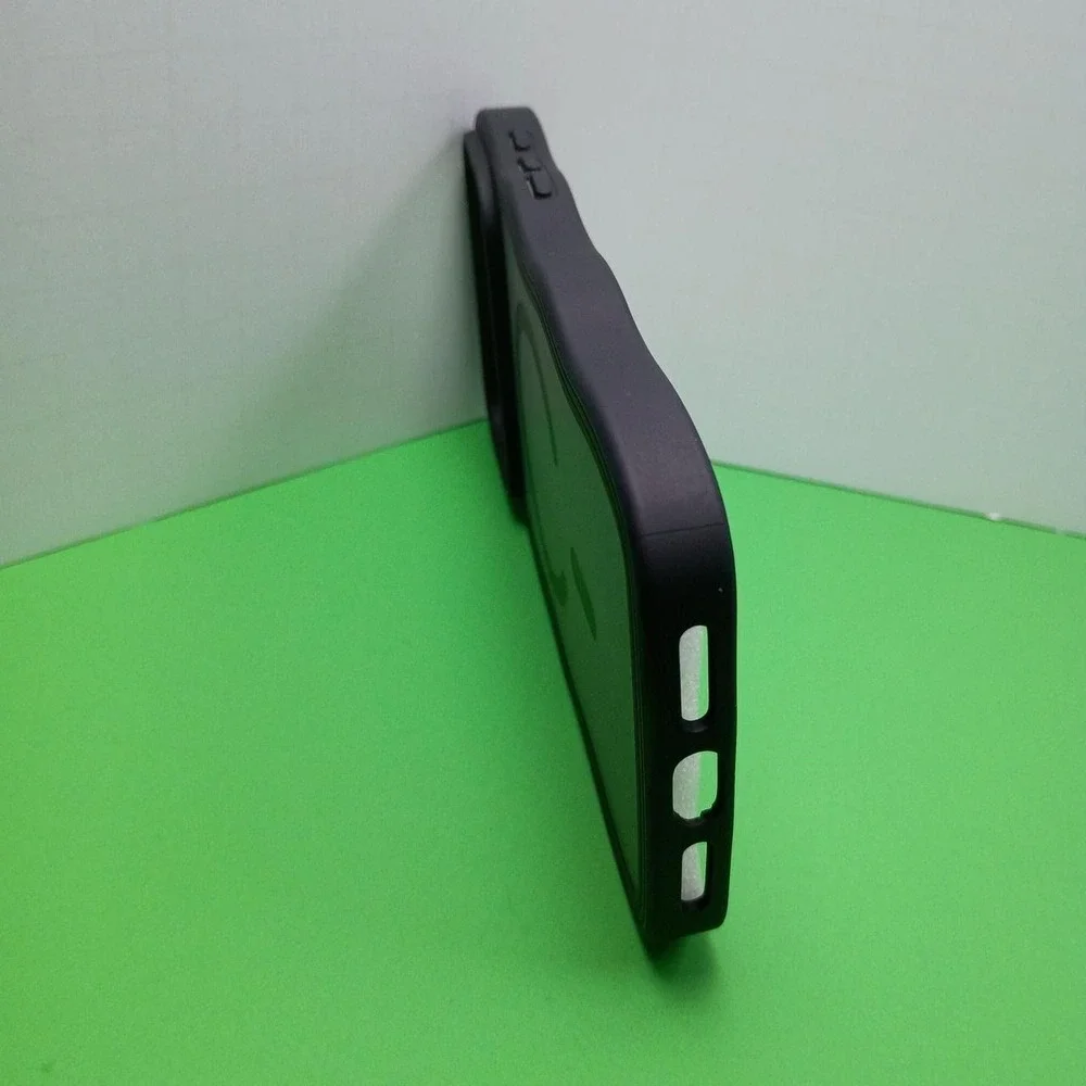 Black & gray iPhone 17 Pro Max phone case New